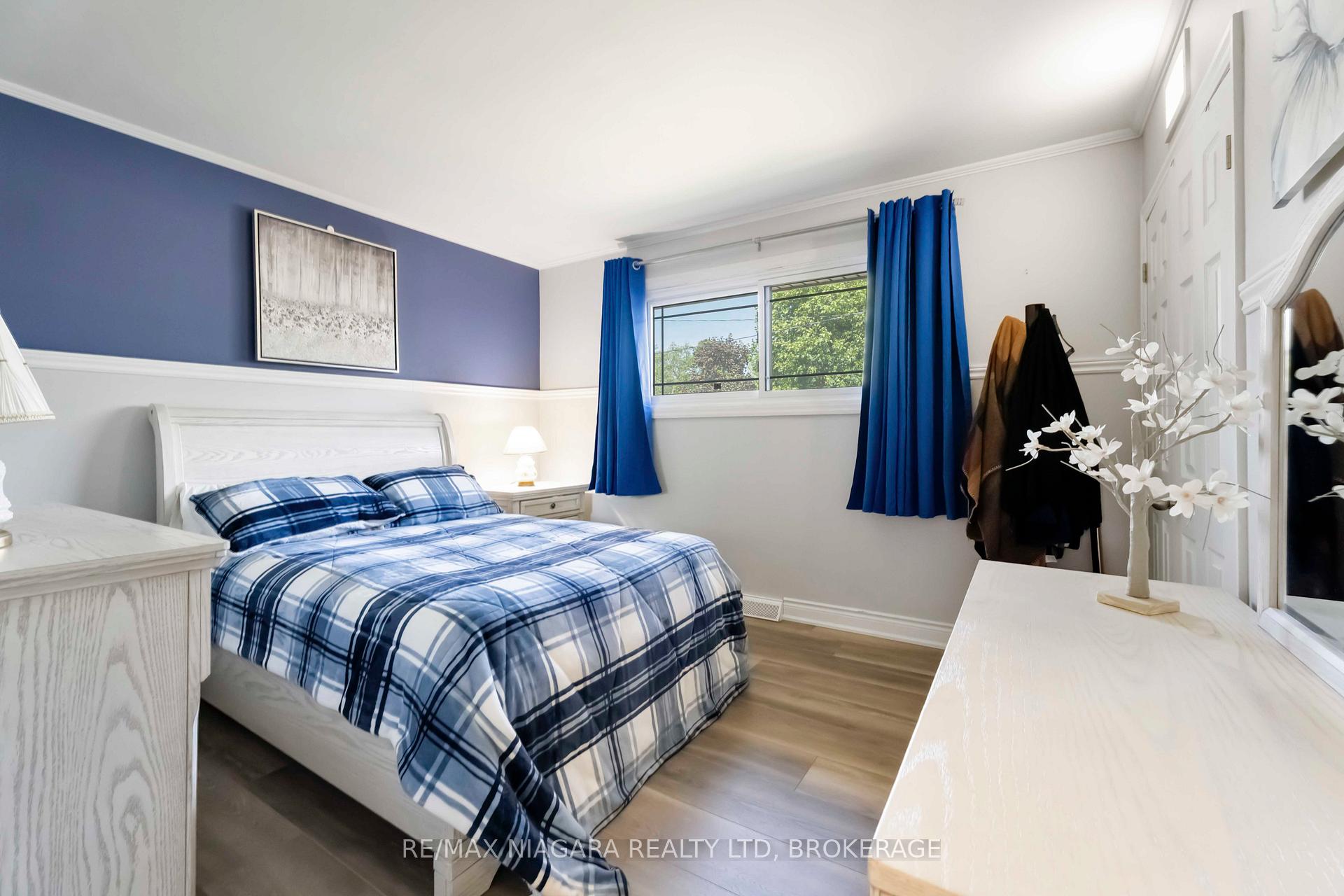 Photo 10 of 20 Armour Drive, Welland, Prince Charles — HOMEH