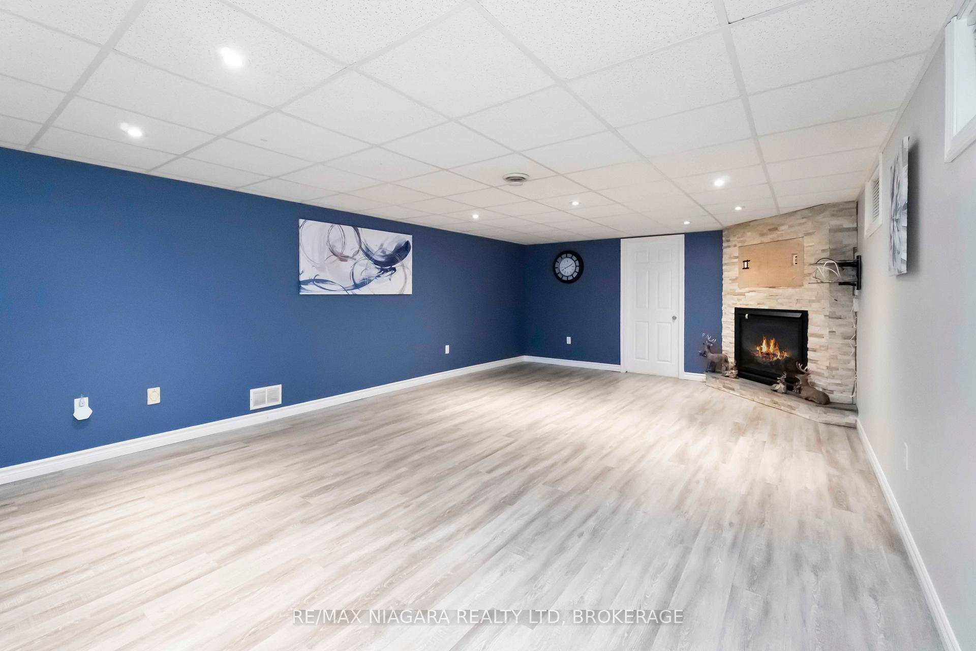 Photo 17 of 20 Armour Drive, Welland, Prince Charles — HOMEH