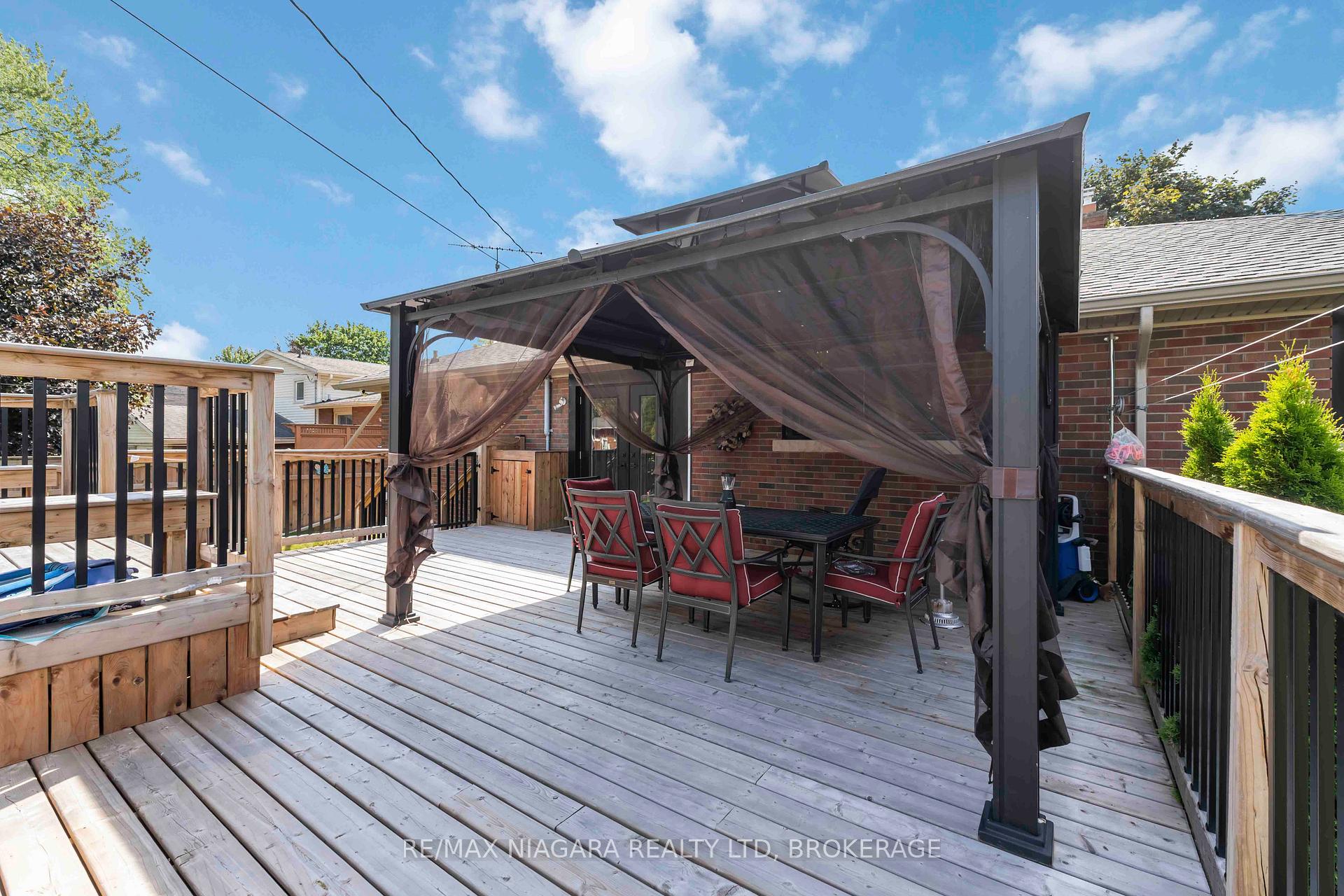 Photo 23 of 20 Armour Drive, Welland, Prince Charles — HOMEH
