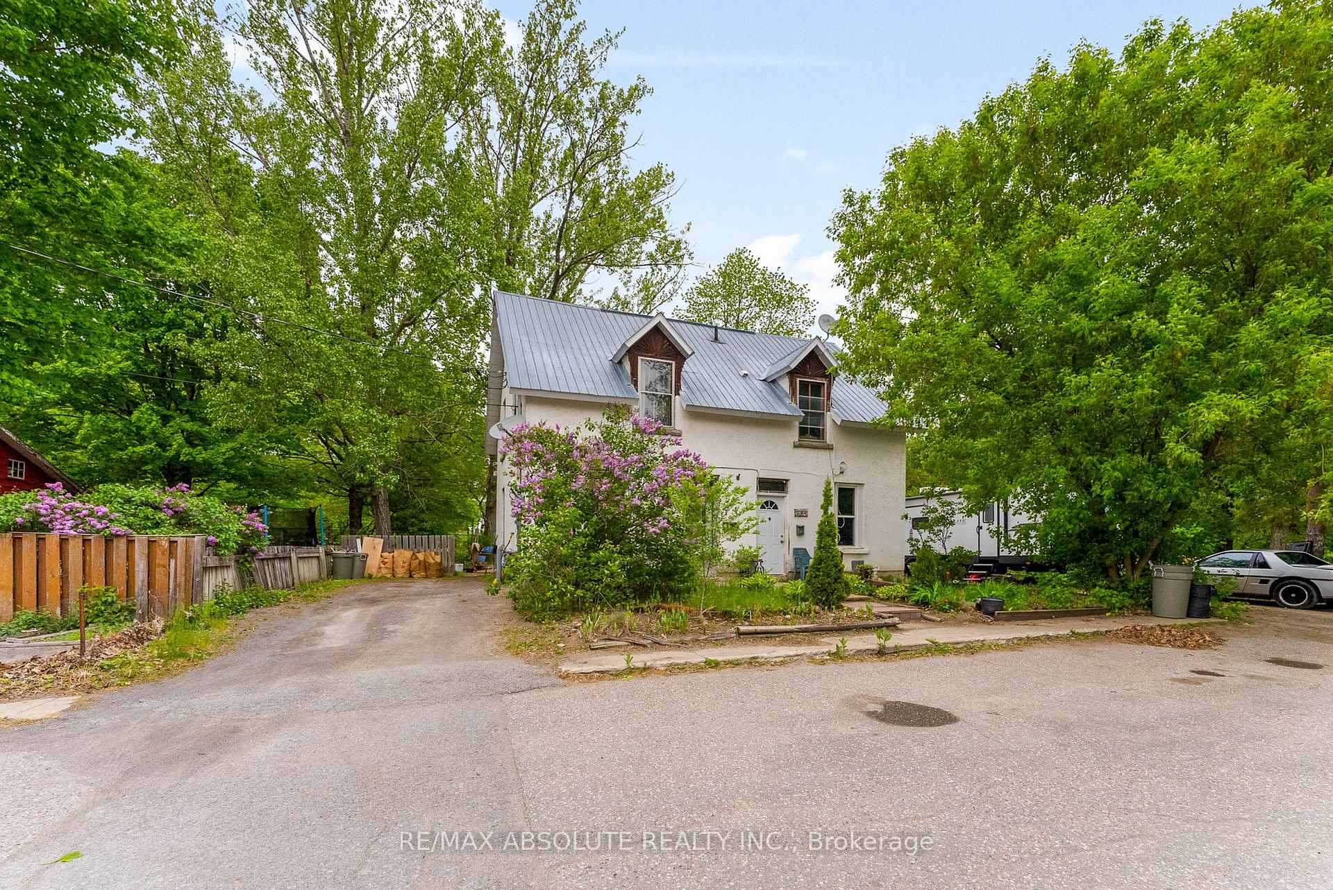 Photo 9 of 11 Lake Street, Arnprior — HOMEH