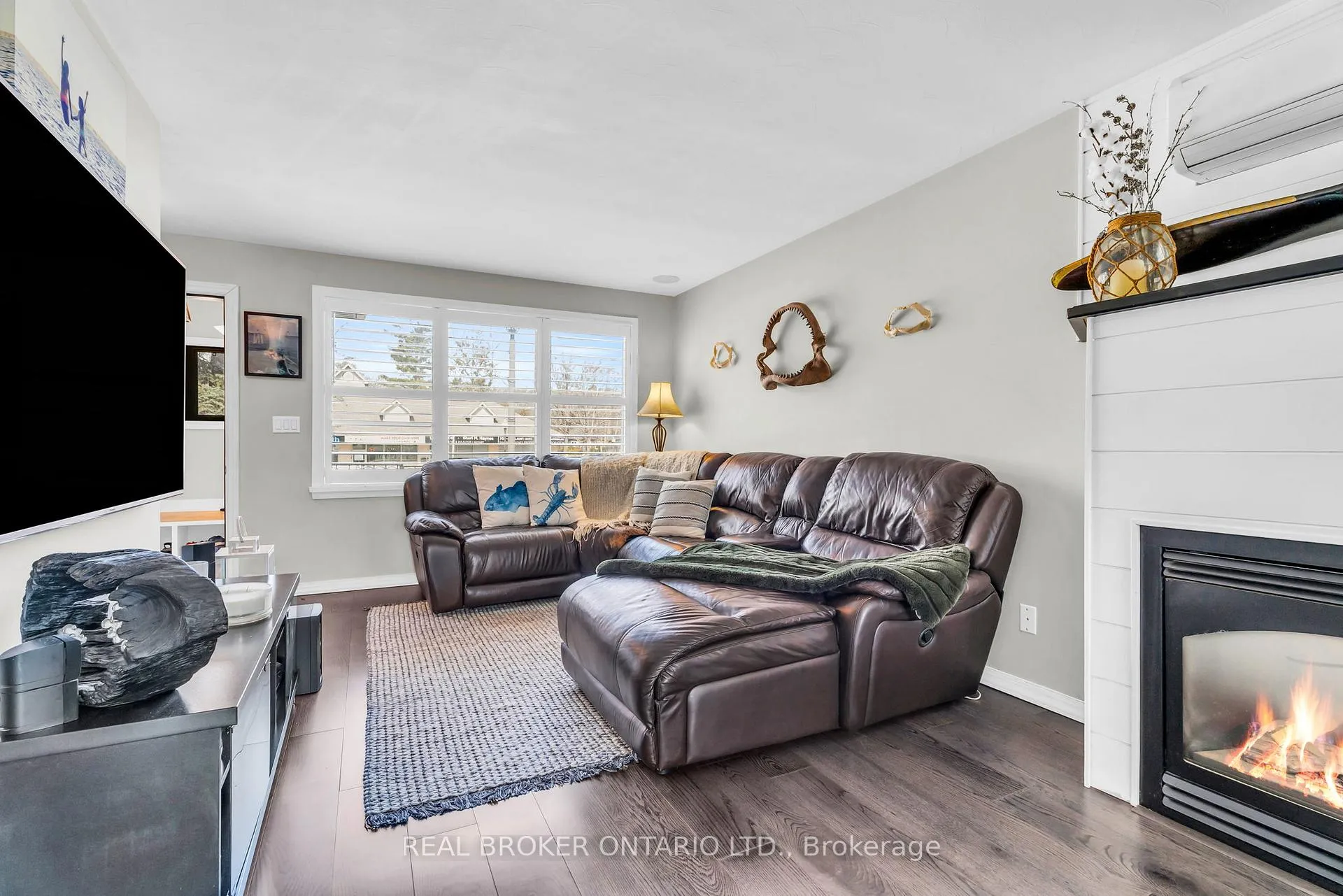 Photo 11 of 1359 Mosley Street, Wasaga Beach — HOMEH