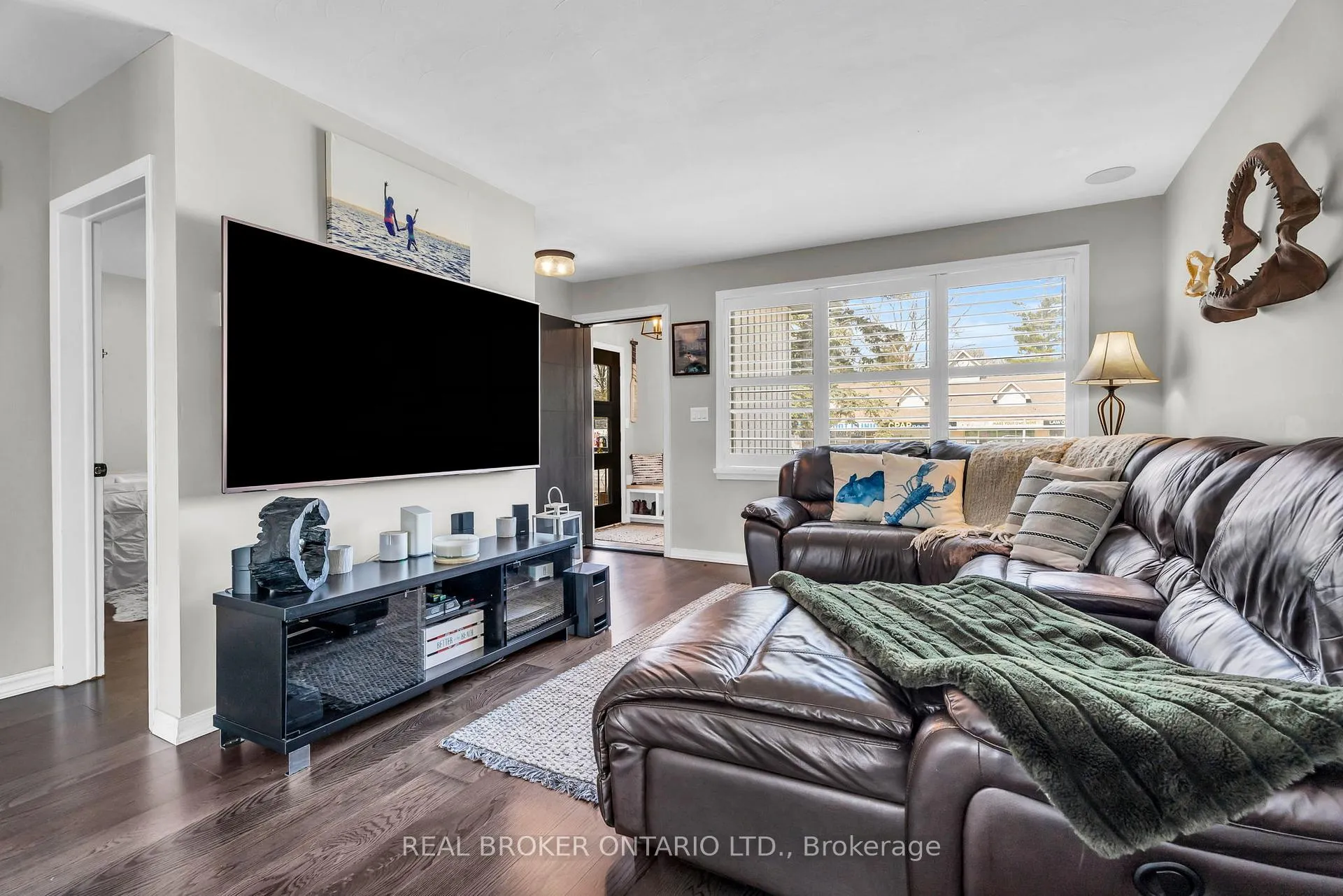 Photo 12 of 1359 Mosley Street, Wasaga Beach — HOMEH