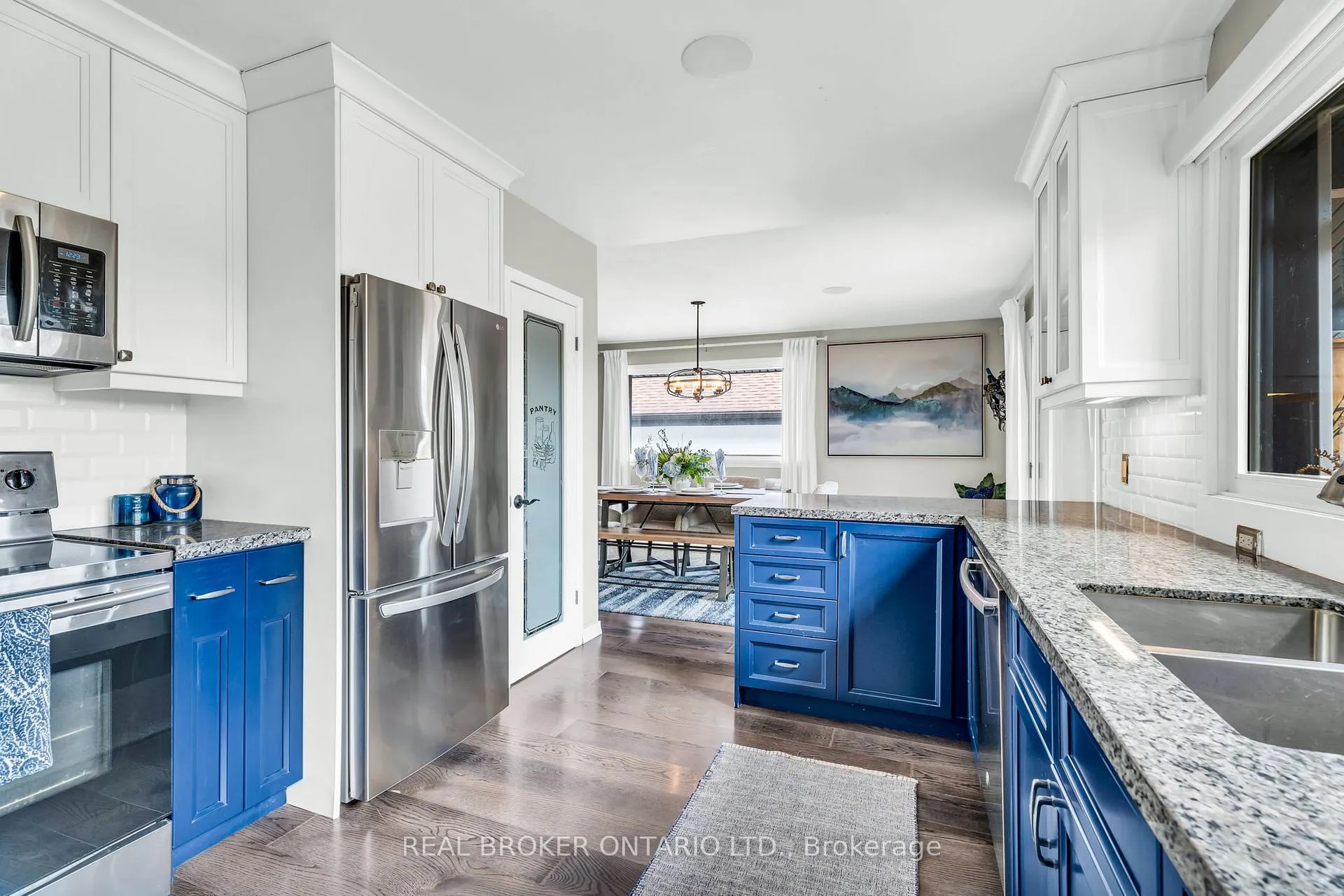 Photo 21 of 1359 Mosley Street, Wasaga Beach — HOMEH