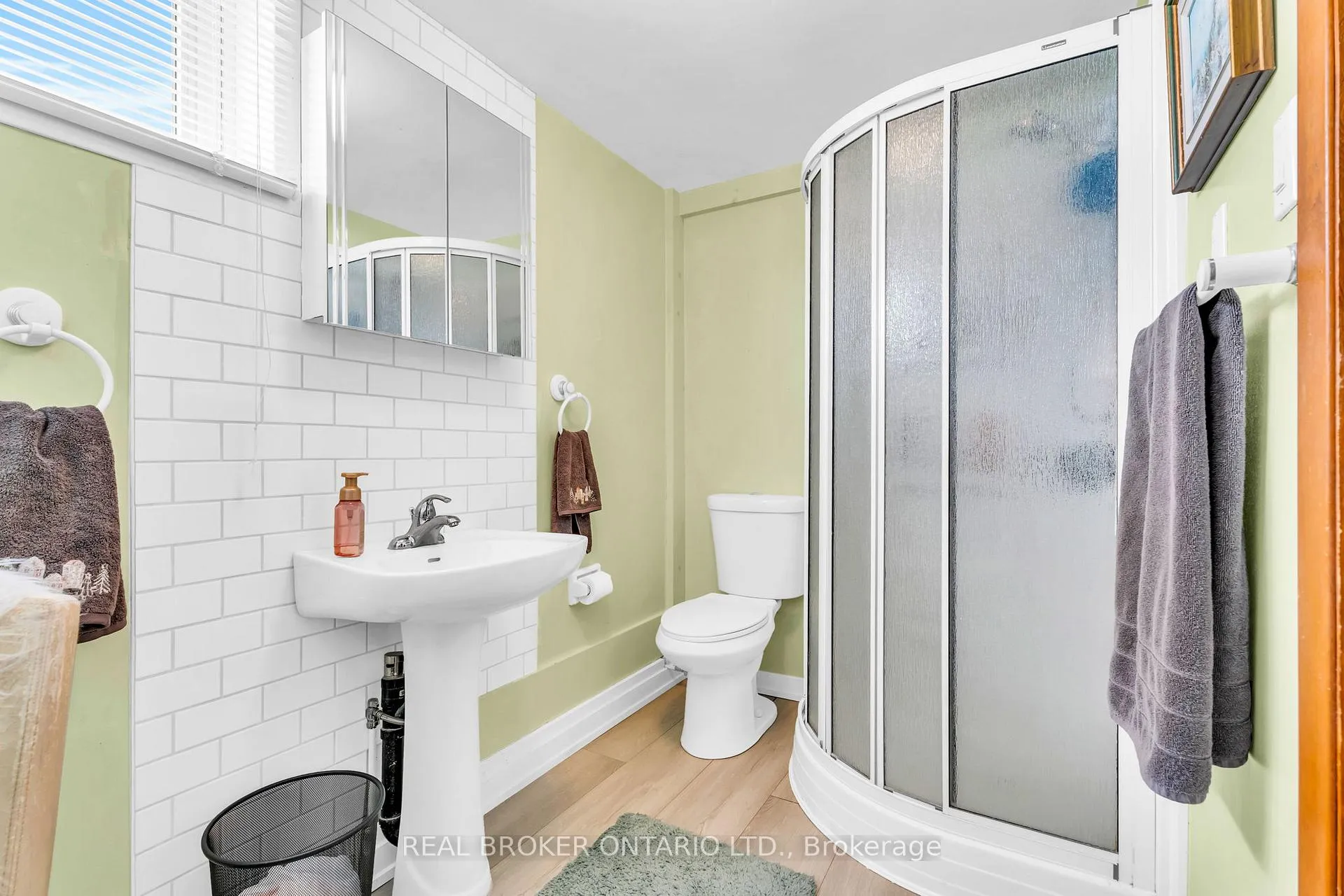 Photo 37 of 1359 Mosley Street, Wasaga Beach — HOMEH