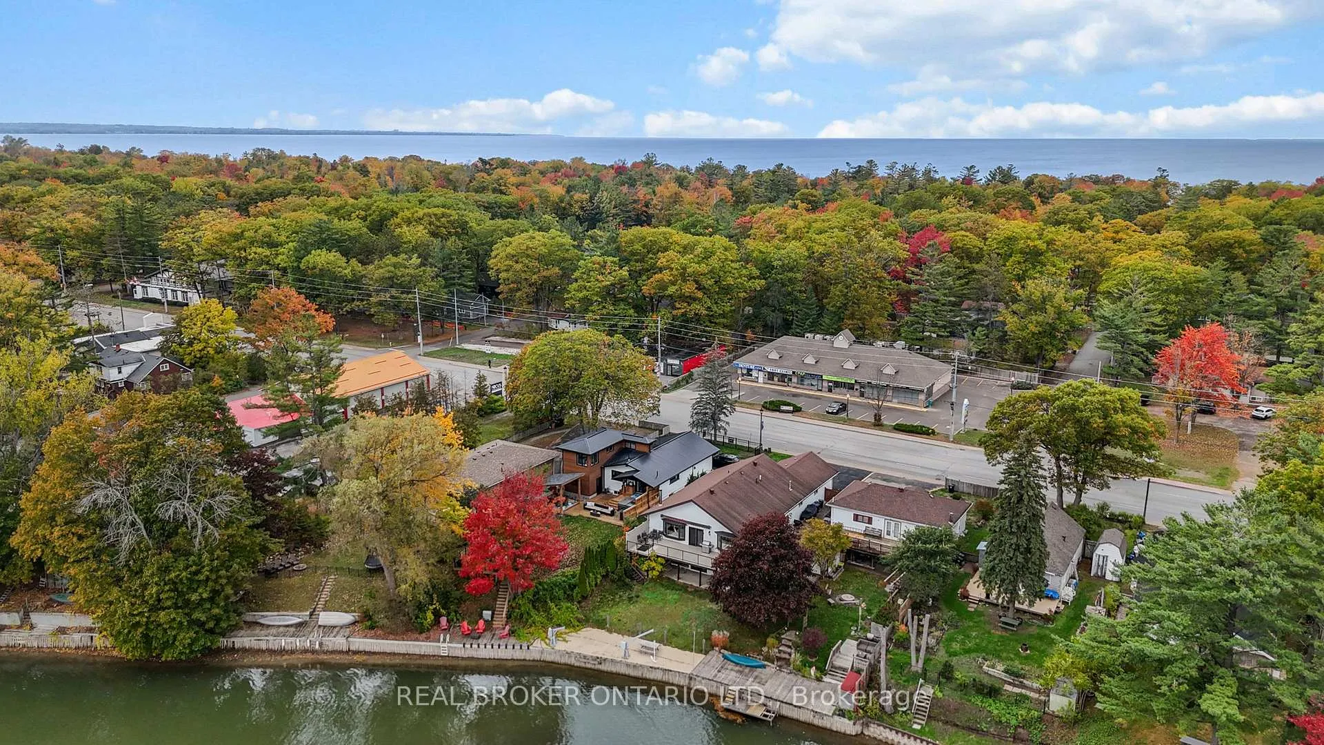 Photo 50 of 1359 Mosley Street, Wasaga Beach — HOMEH