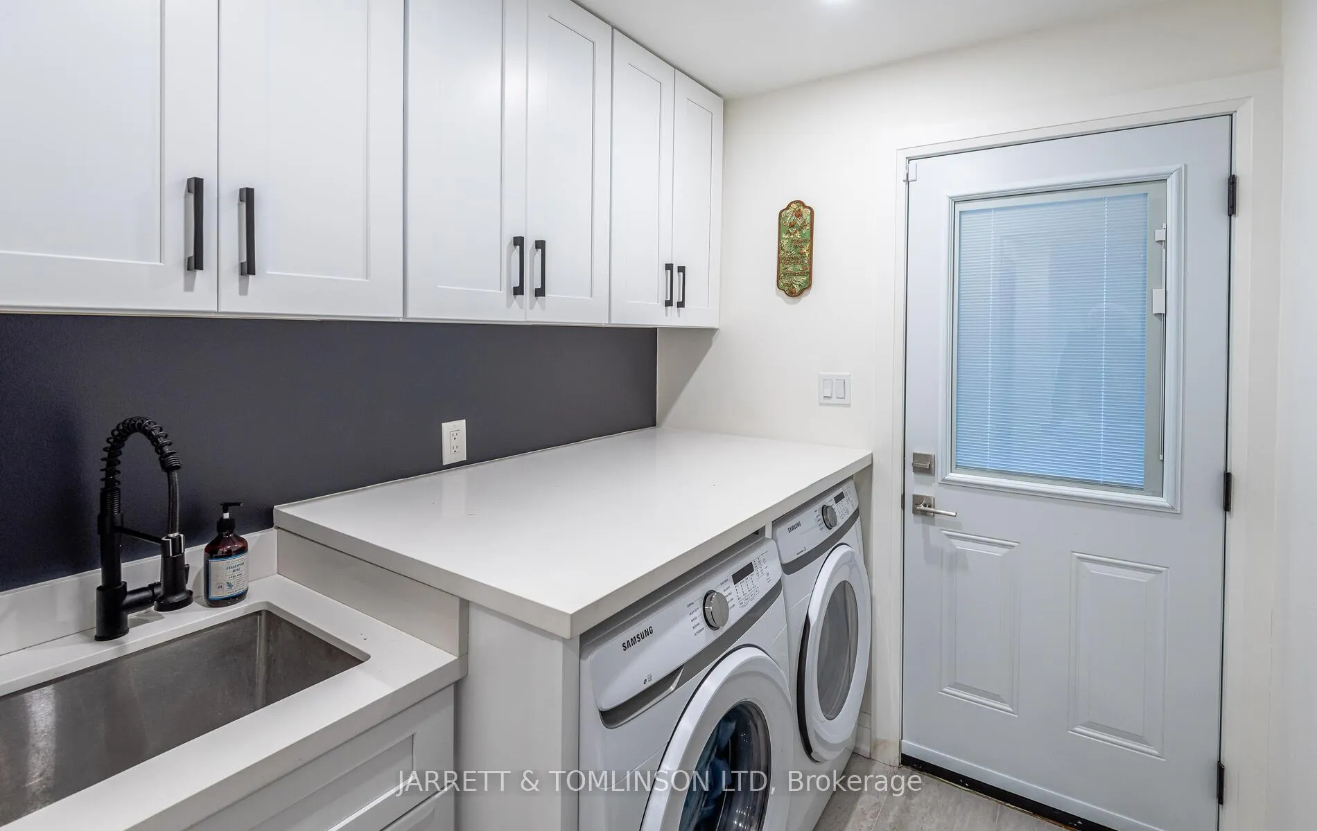 Photo 19 of 171 Walton Drive, Aurora, Aurora Village — HOMEH
