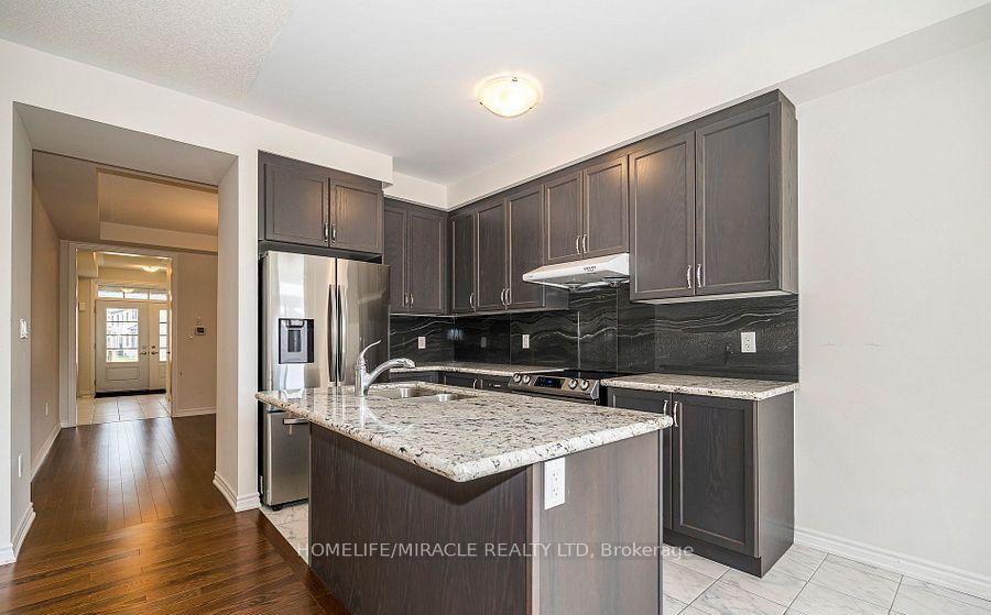 Photo 3 of 29 Bromfield Street, Whitby, Rural Whitby — HOMEH