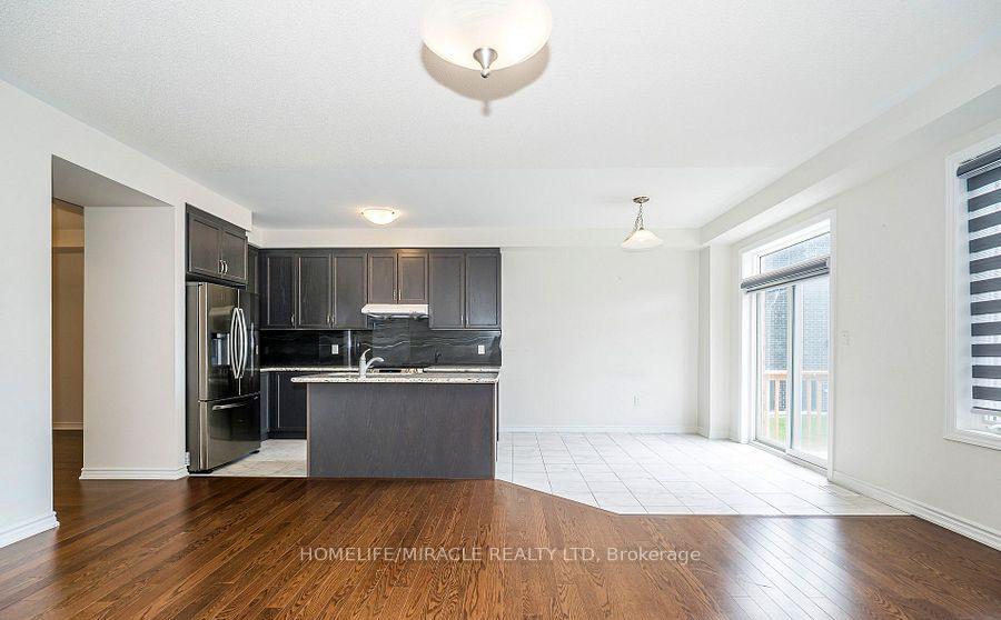 Photo 6 of 29 Bromfield Street, Whitby, Rural Whitby — HOMEH