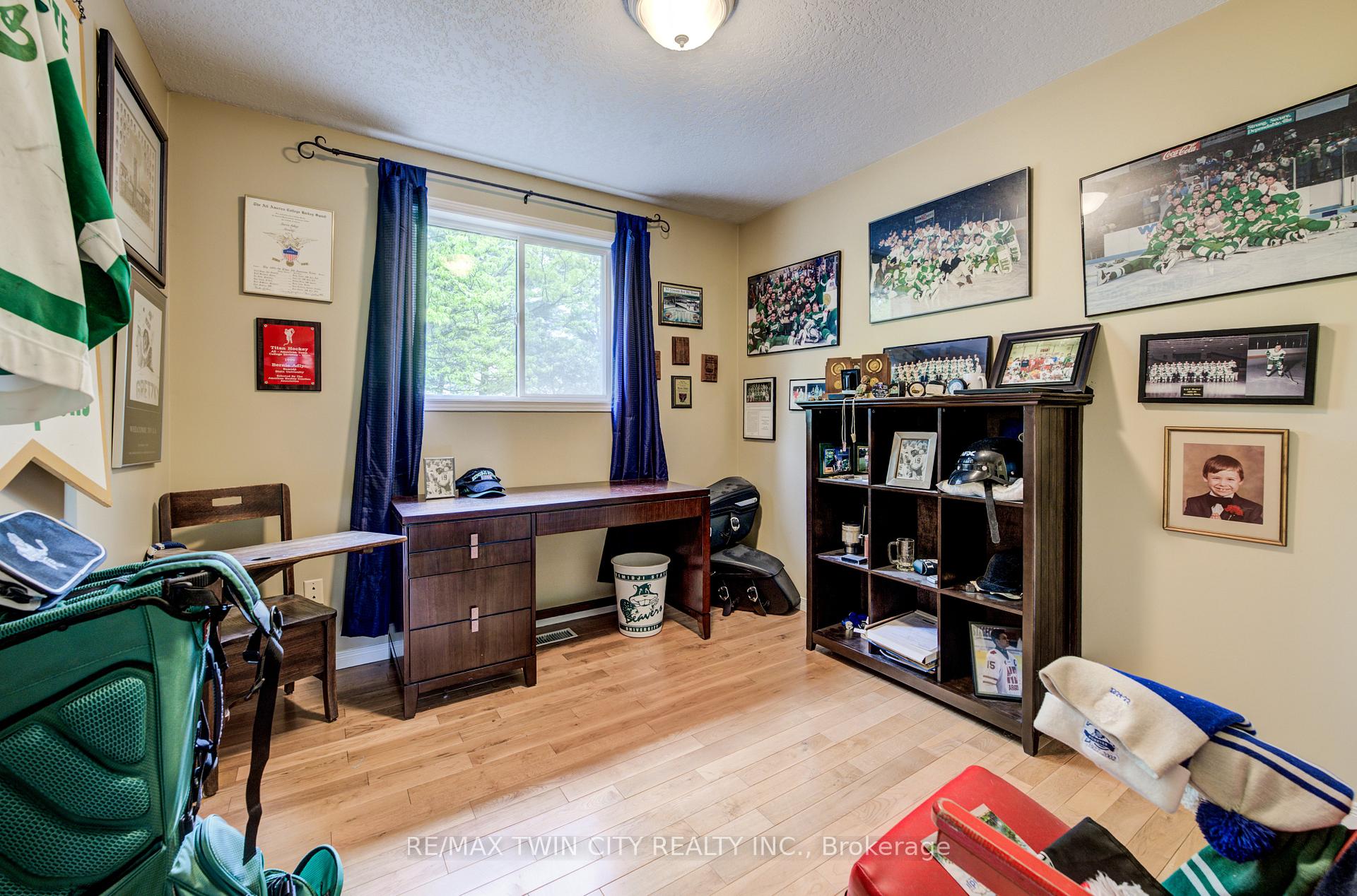 Photo 22 of 654 Inglis Falls Place, Waterloo — HOMEH