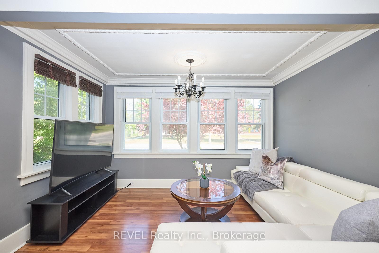 Photo 9 of 349 Niagara Street, Welland, Prince Charles — HOMEH