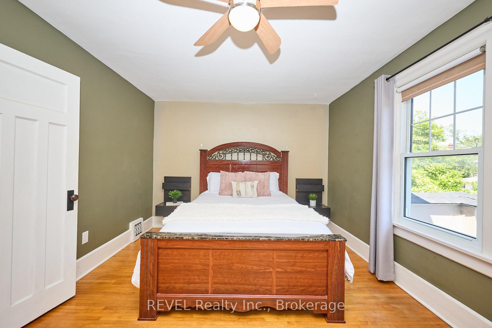 Photo 22 of 349 Niagara Street, Welland, Prince Charles — HOMEH
