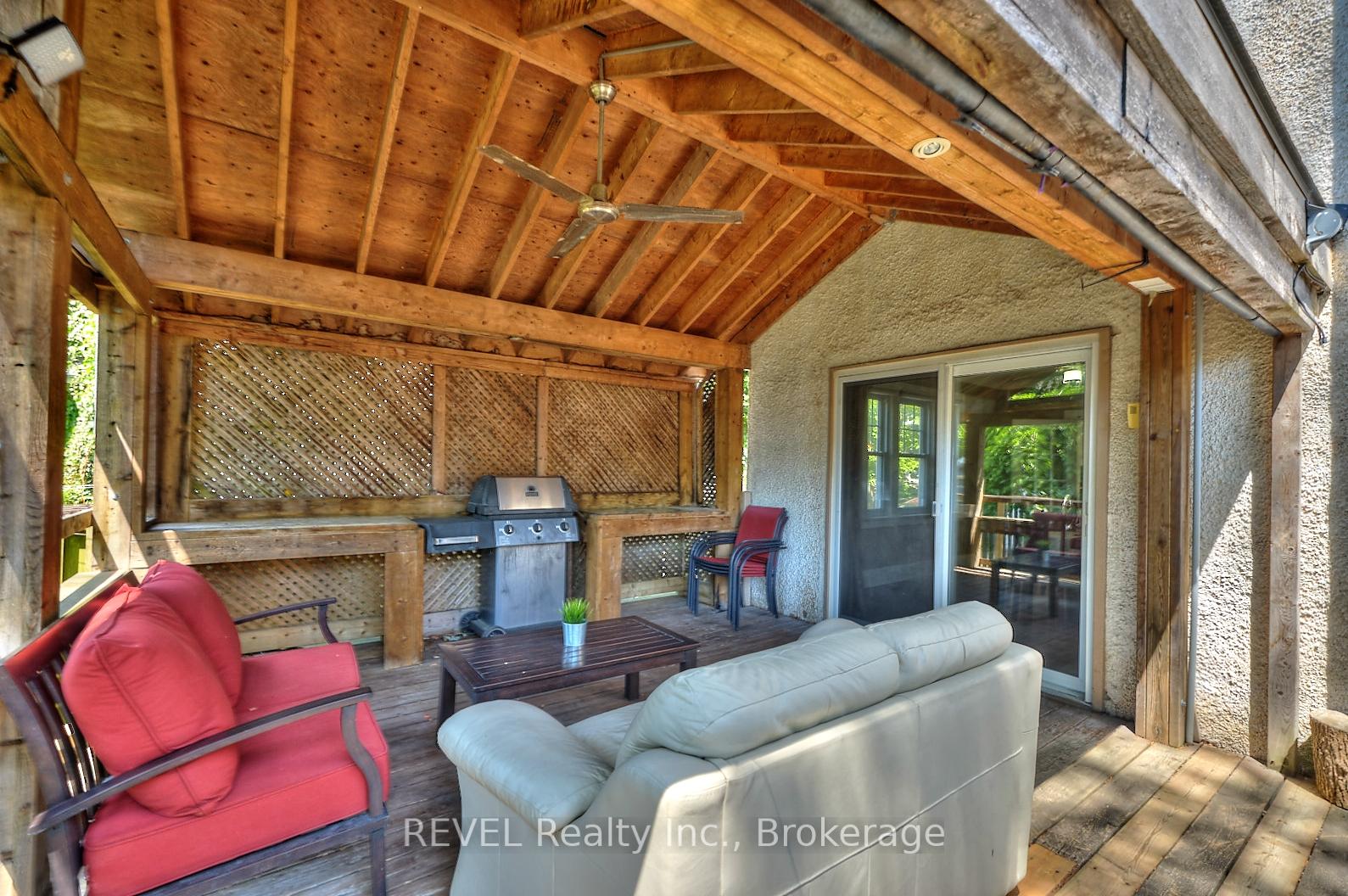 Photo 32 of 349 Niagara Street, Welland, Prince Charles — HOMEH