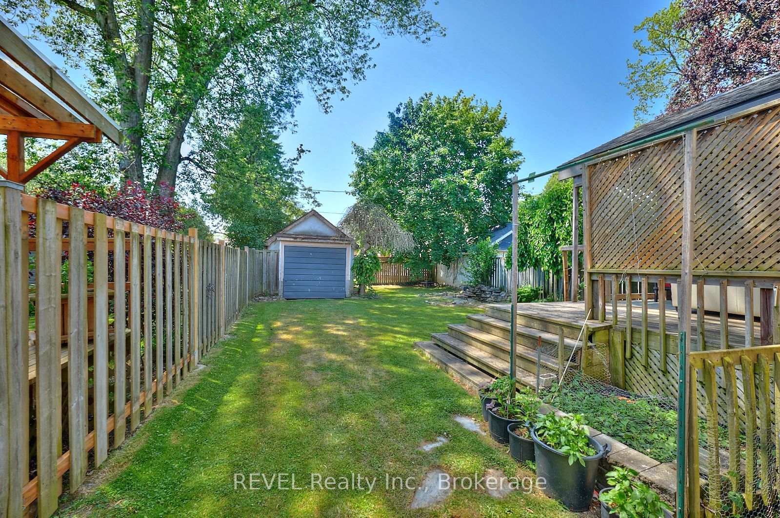 Photo 33 of 349 Niagara Street, Welland, Prince Charles — HOMEH