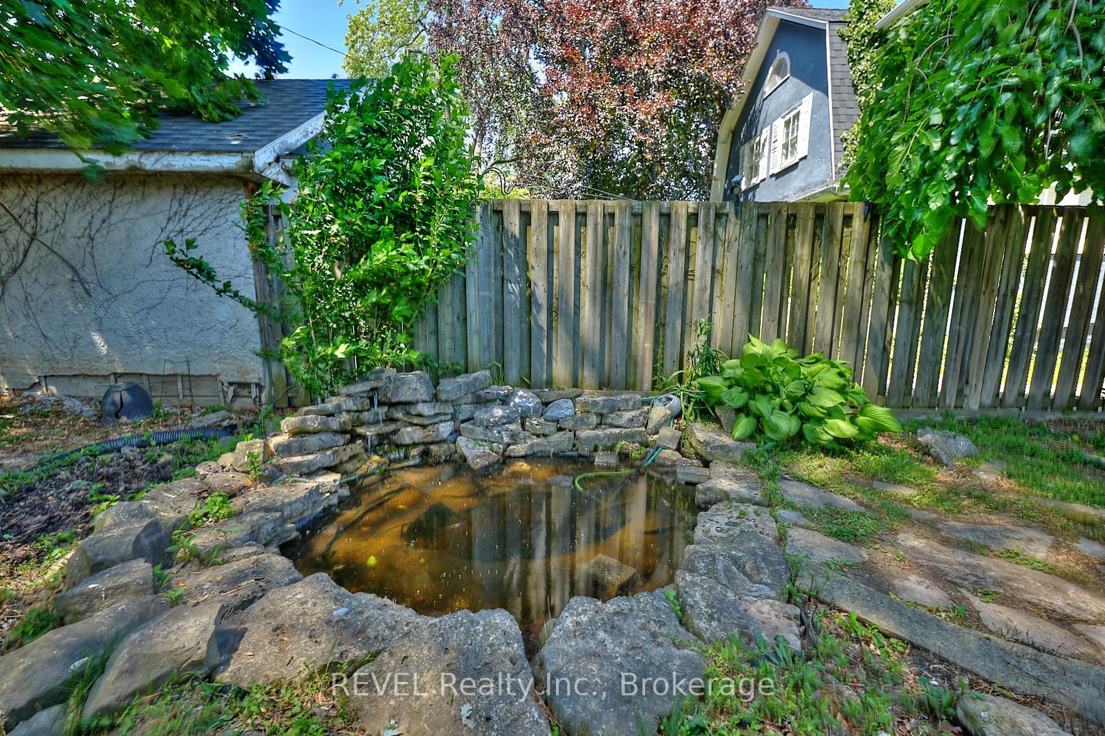 Photo 35 of 349 Niagara Street, Welland, Prince Charles — HOMEH
