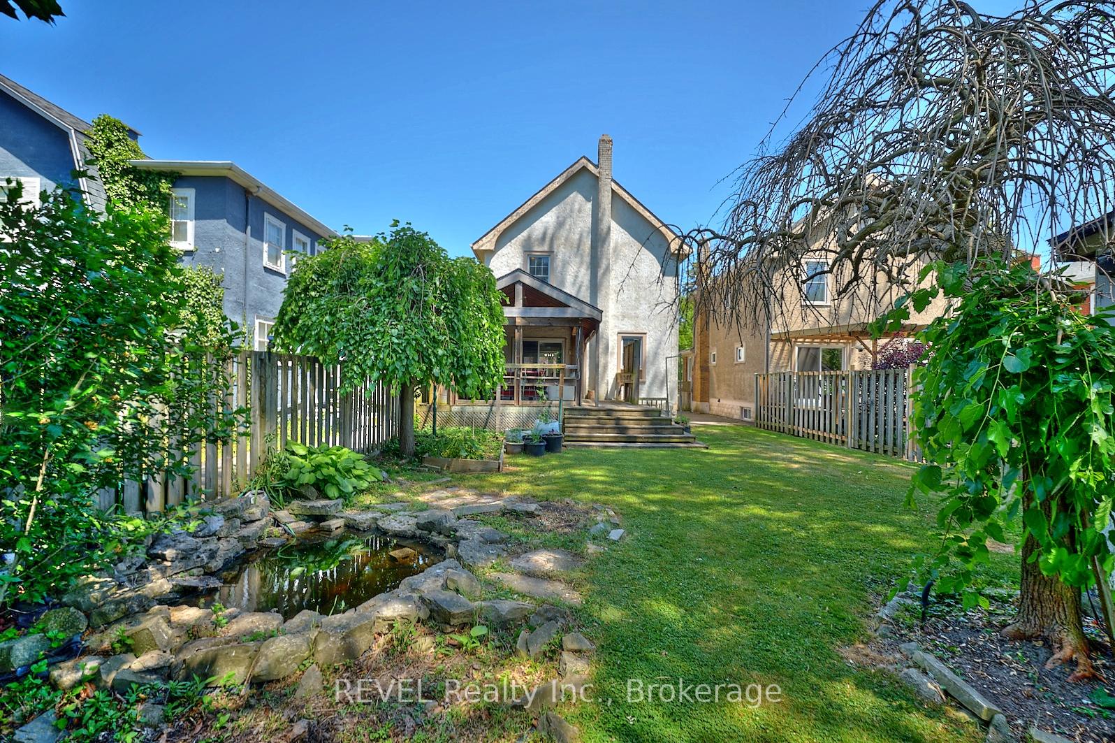 Photo 36 of 349 Niagara Street, Welland, Prince Charles — HOMEH