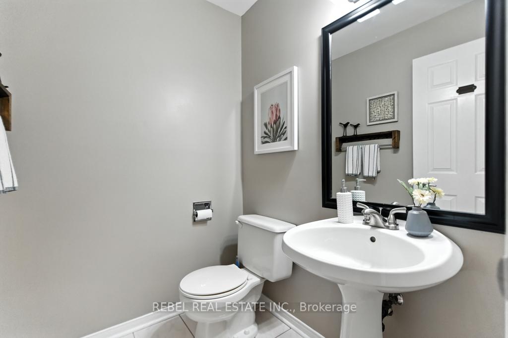 Photo 8 of 53 Braebrook Drive, Whitby, Rolling Acres — HOMEH