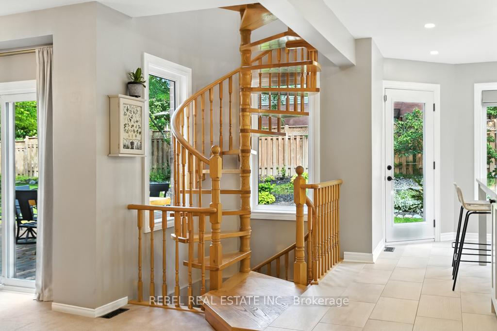 Photo 12 of 53 Braebrook Drive, Whitby, Rolling Acres — HOMEH