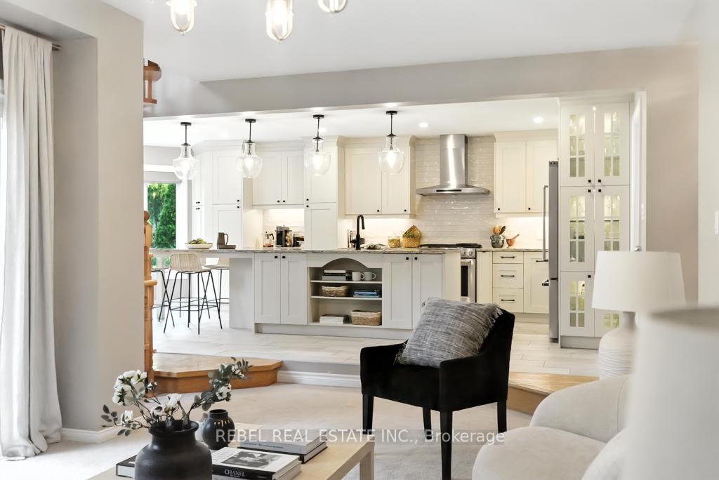 Photo 14 of 53 Braebrook Drive, Whitby, Rolling Acres — HOMEH