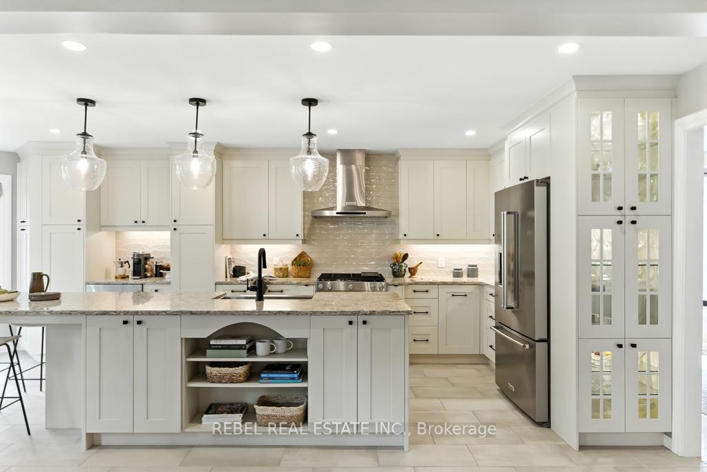 Photo 16 of 53 Braebrook Drive, Whitby, Rolling Acres — HOMEH