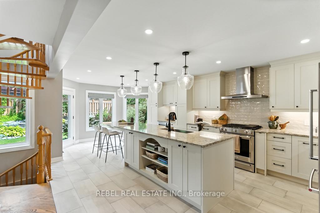 Photo 18 of 53 Braebrook Drive, Whitby, Rolling Acres — HOMEH