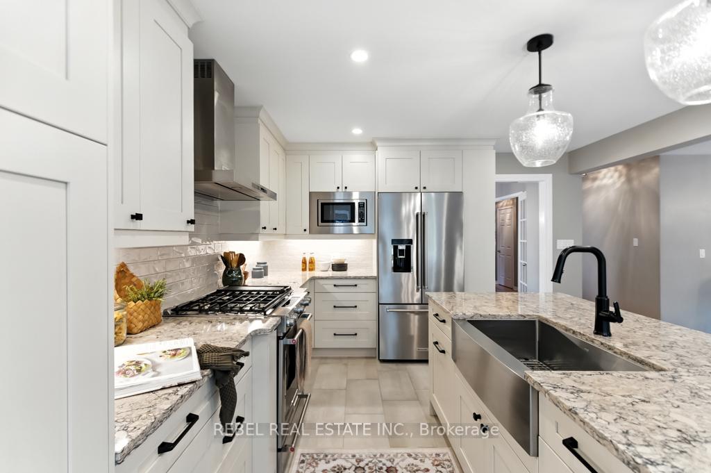 Photo 19 of 53 Braebrook Drive, Whitby, Rolling Acres — HOMEH