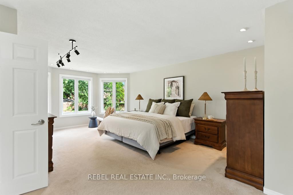 Photo 25 of 53 Braebrook Drive, Whitby, Rolling Acres — HOMEH
