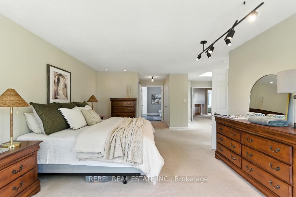Photo 26 of 53 Braebrook Drive, Whitby, Rolling Acres — HOMEH