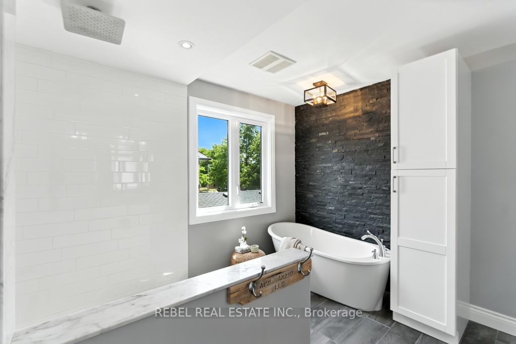 Photo 27 of 53 Braebrook Drive, Whitby, Rolling Acres — HOMEH