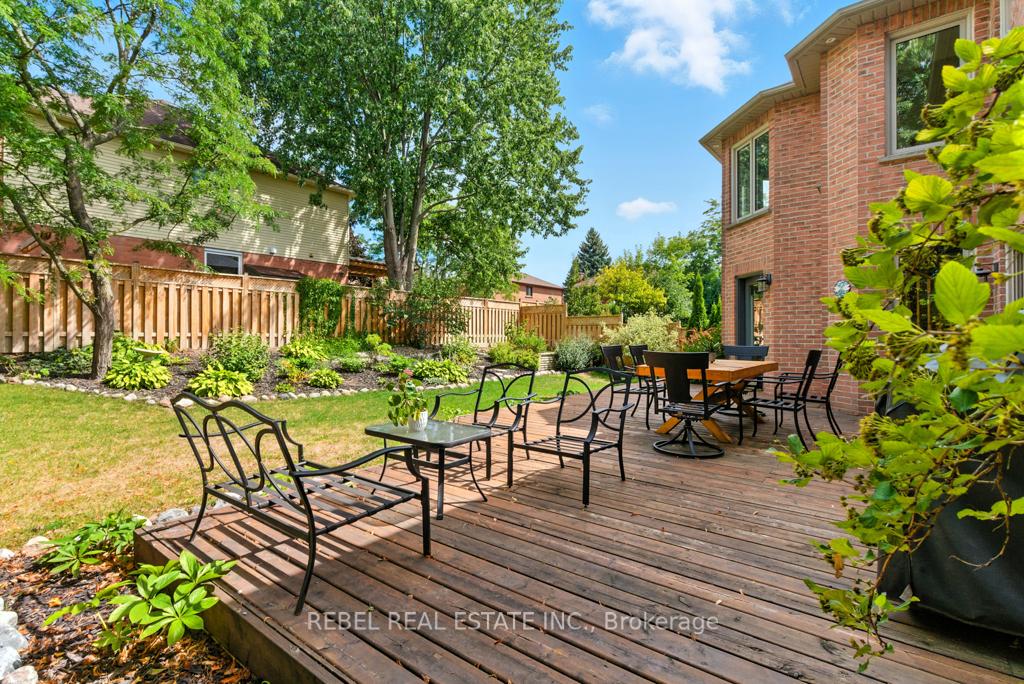 Photo 44 of 53 Braebrook Drive, Whitby, Rolling Acres — HOMEH