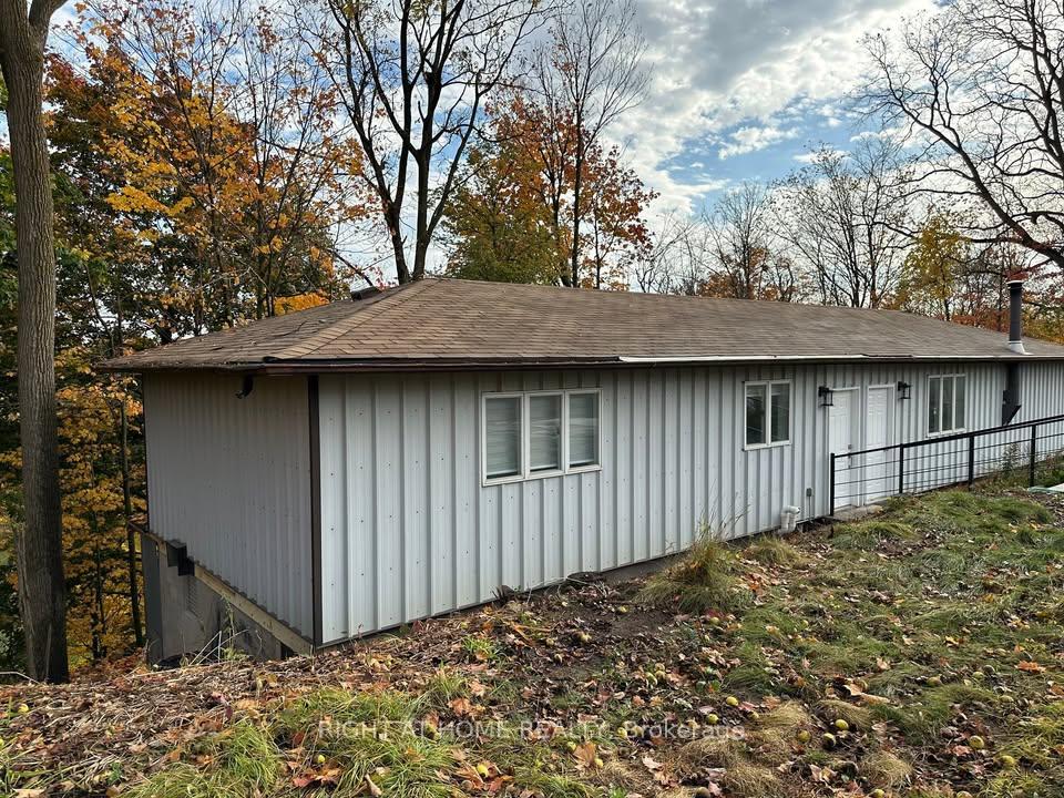 Photo 1 of Unit Unit 2, 700 Winchester Road E, Whitby, Brooklin — HOMEH