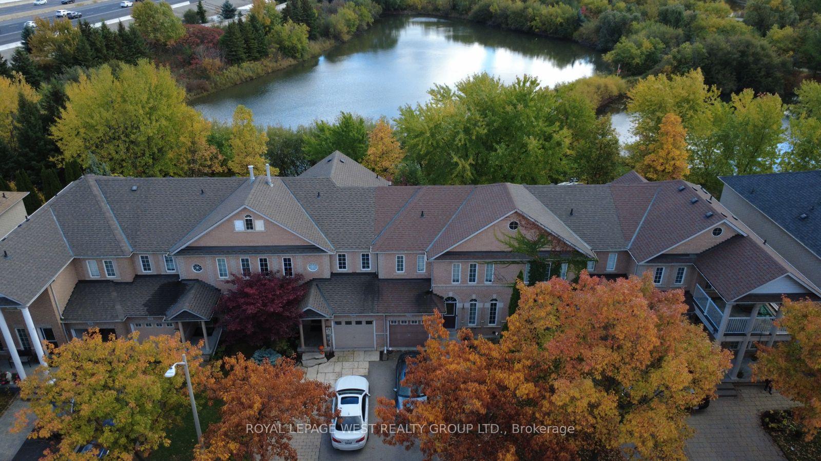 Photo 2 of 272 Wildberry Crescent, Vaughan, Vellore Village — HOMEH