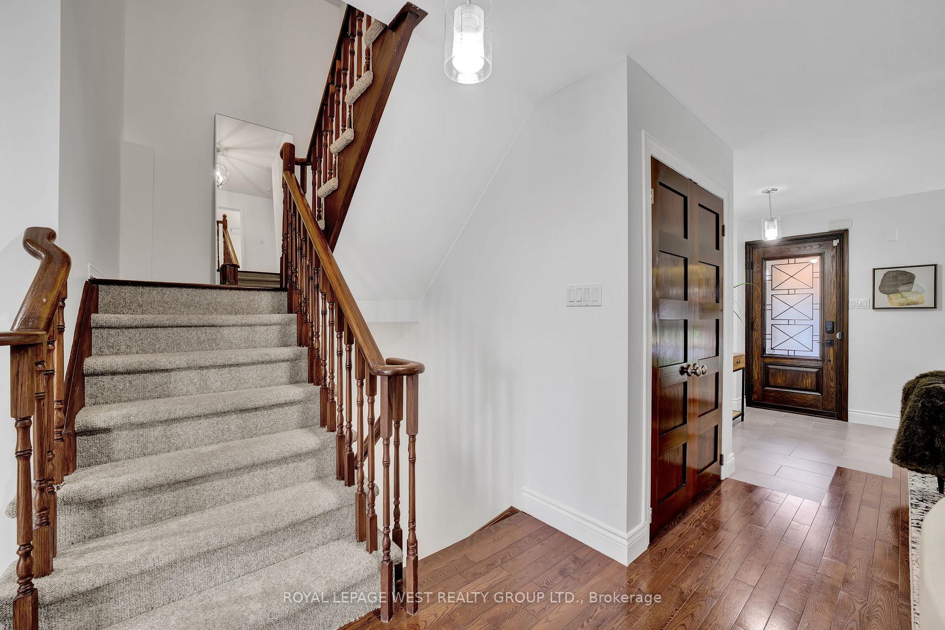 Photo 7 of 272 Wildberry Crescent, Vaughan, Vellore Village — HOMEH