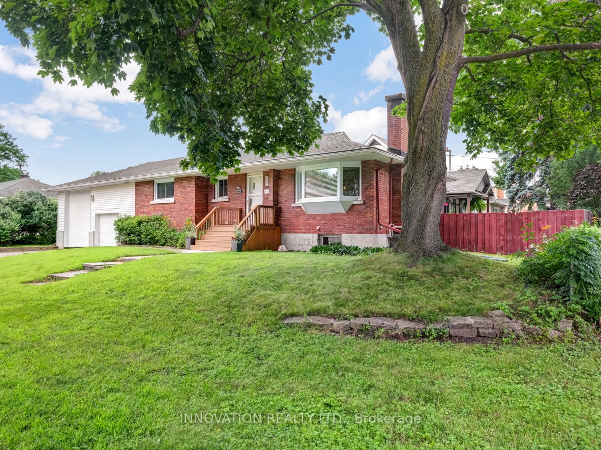 Photo 1 of 2227 Midway Avenue, Ottawa, Woodroffe — HOMEH