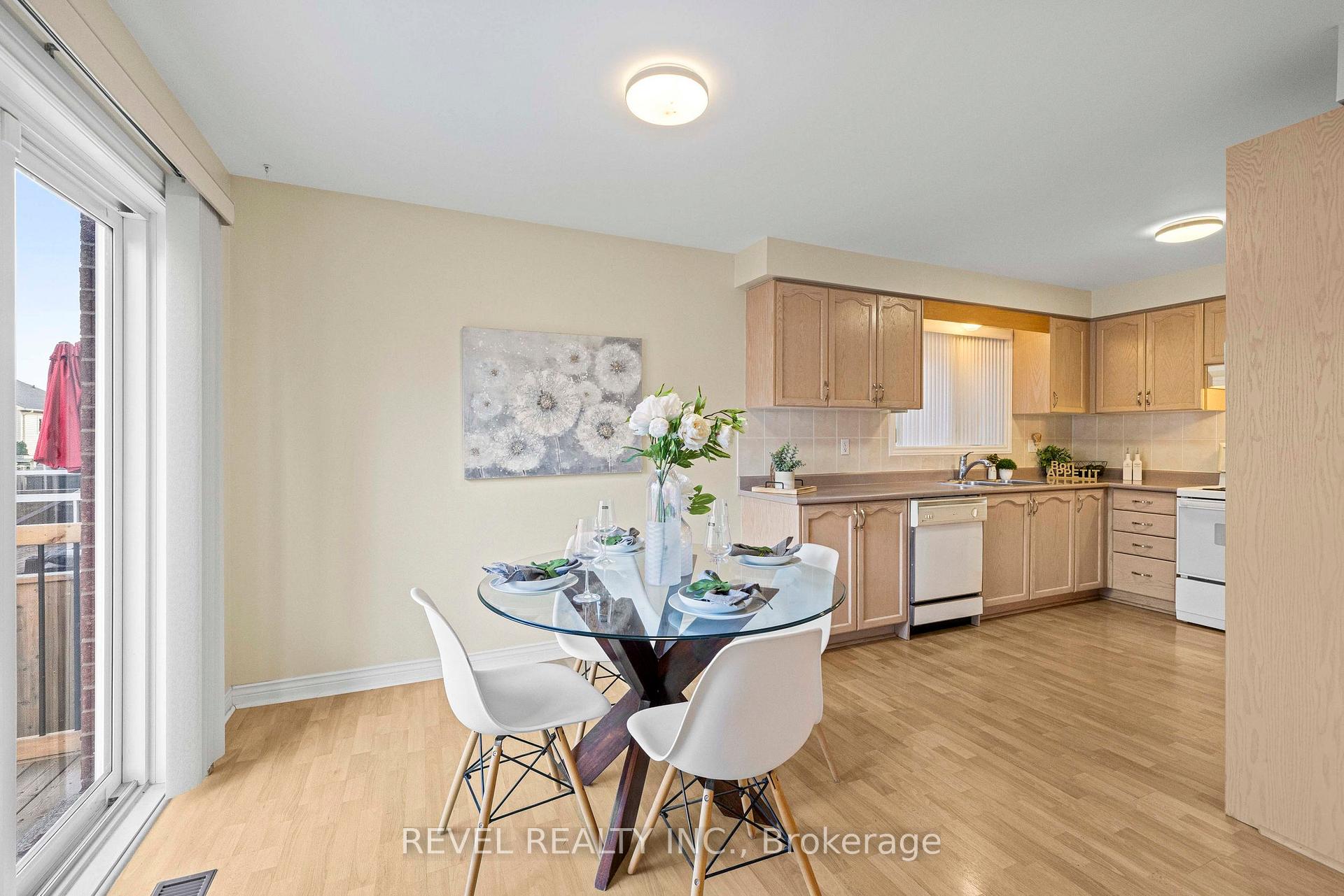 Photo 8 of 44 Clune Place, Whitby, Pringle Creek — HOMEH