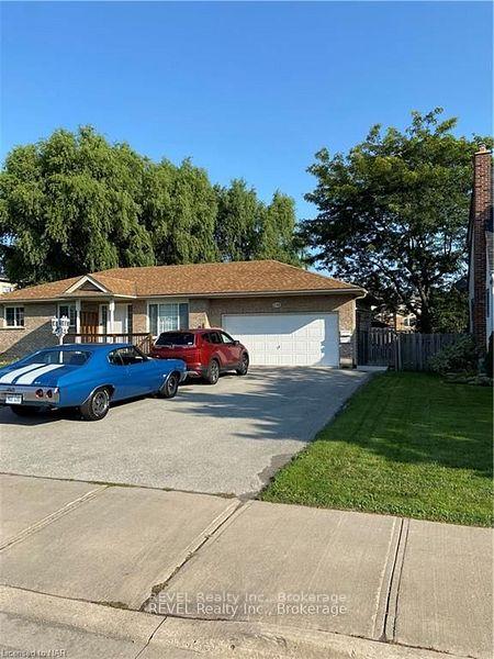 Front of Unit Basement, 214 Thorold Road