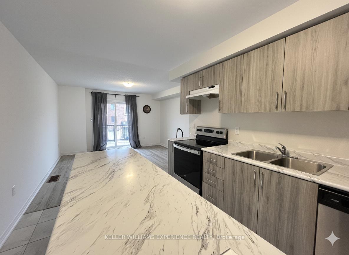 Photo 3 of 29 Andean Lane, Barrie, Rural Barrie Southwest — HOMEH