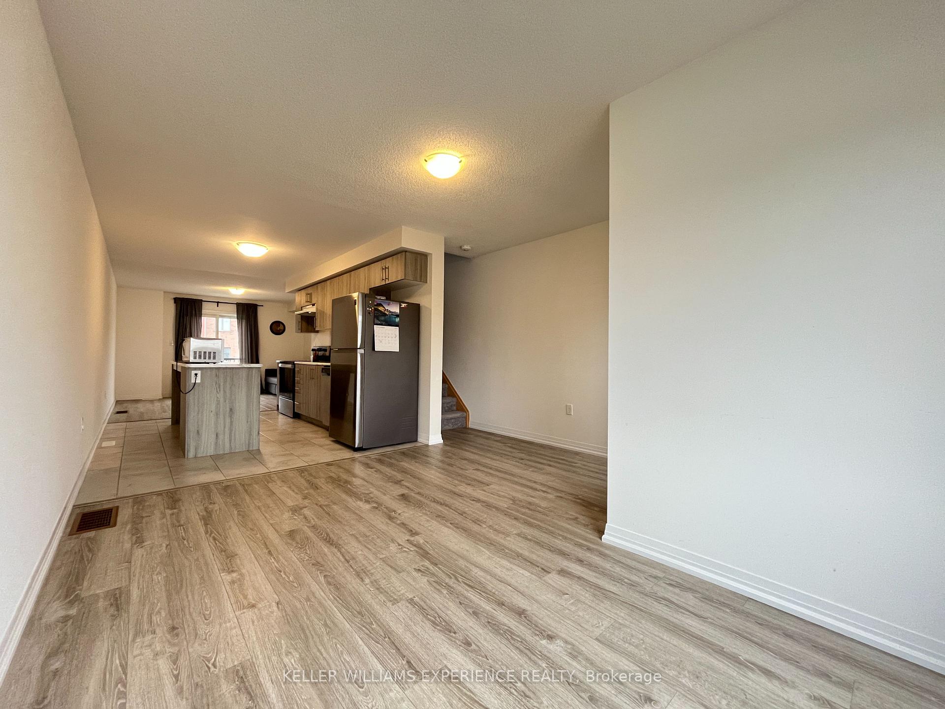 Photo 16 of 29 Andean Lane, Barrie, Rural Barrie Southwest — HOMEH