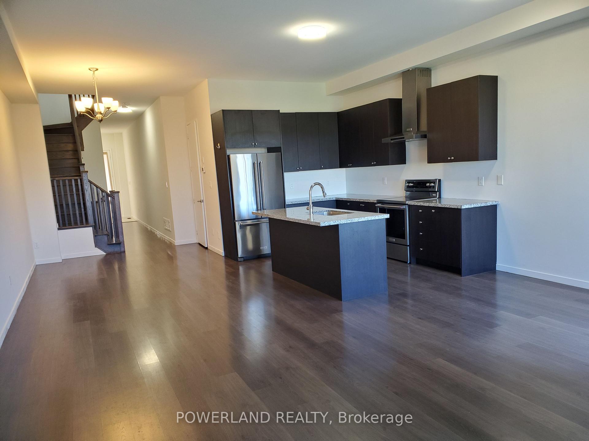 Photo 2 of 358 Elyse Court, Aurora, Bayview Northeast — HOMEH