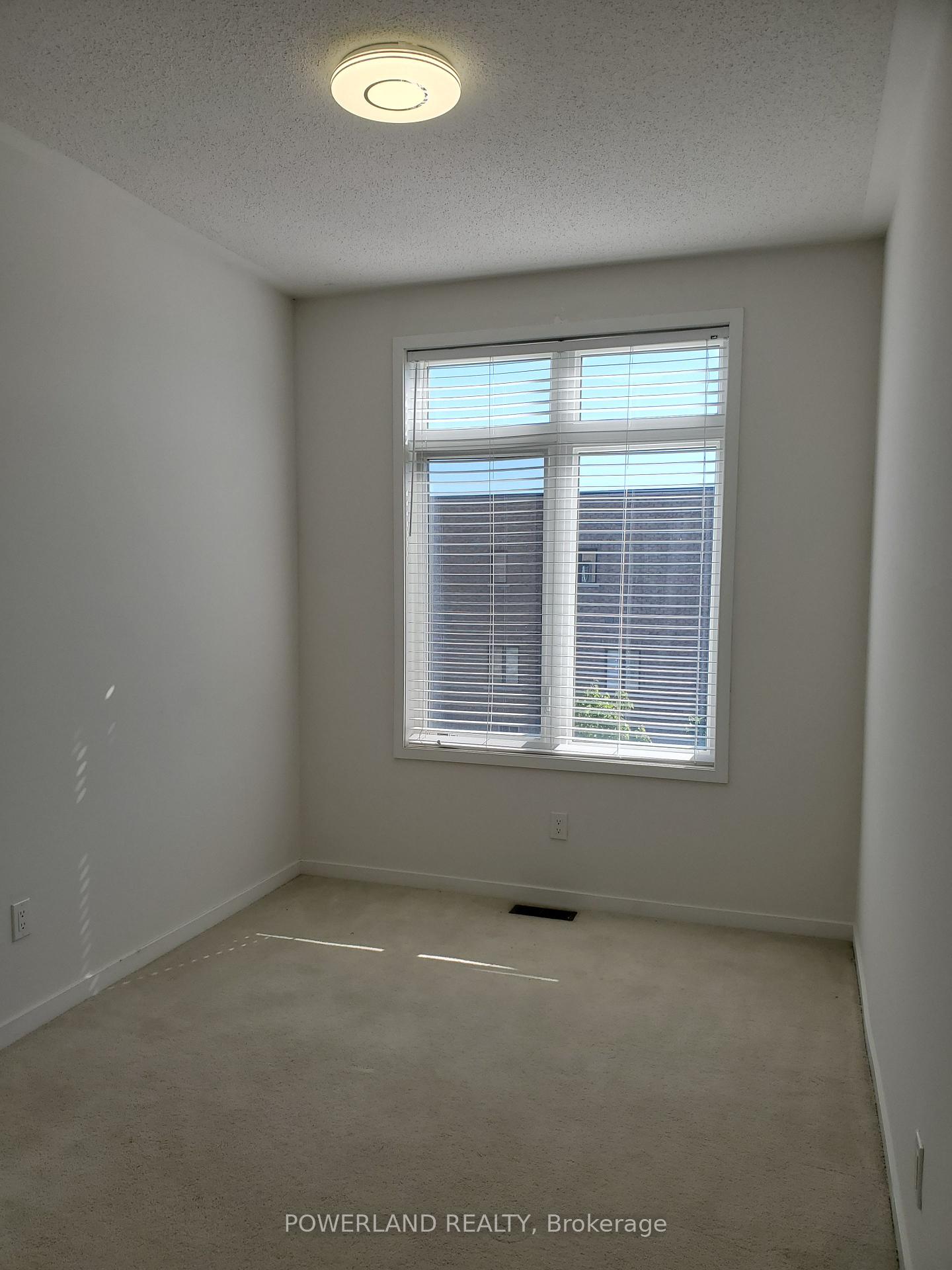 Photo 9 of 358 Elyse Court, Aurora, Bayview Northeast — HOMEH