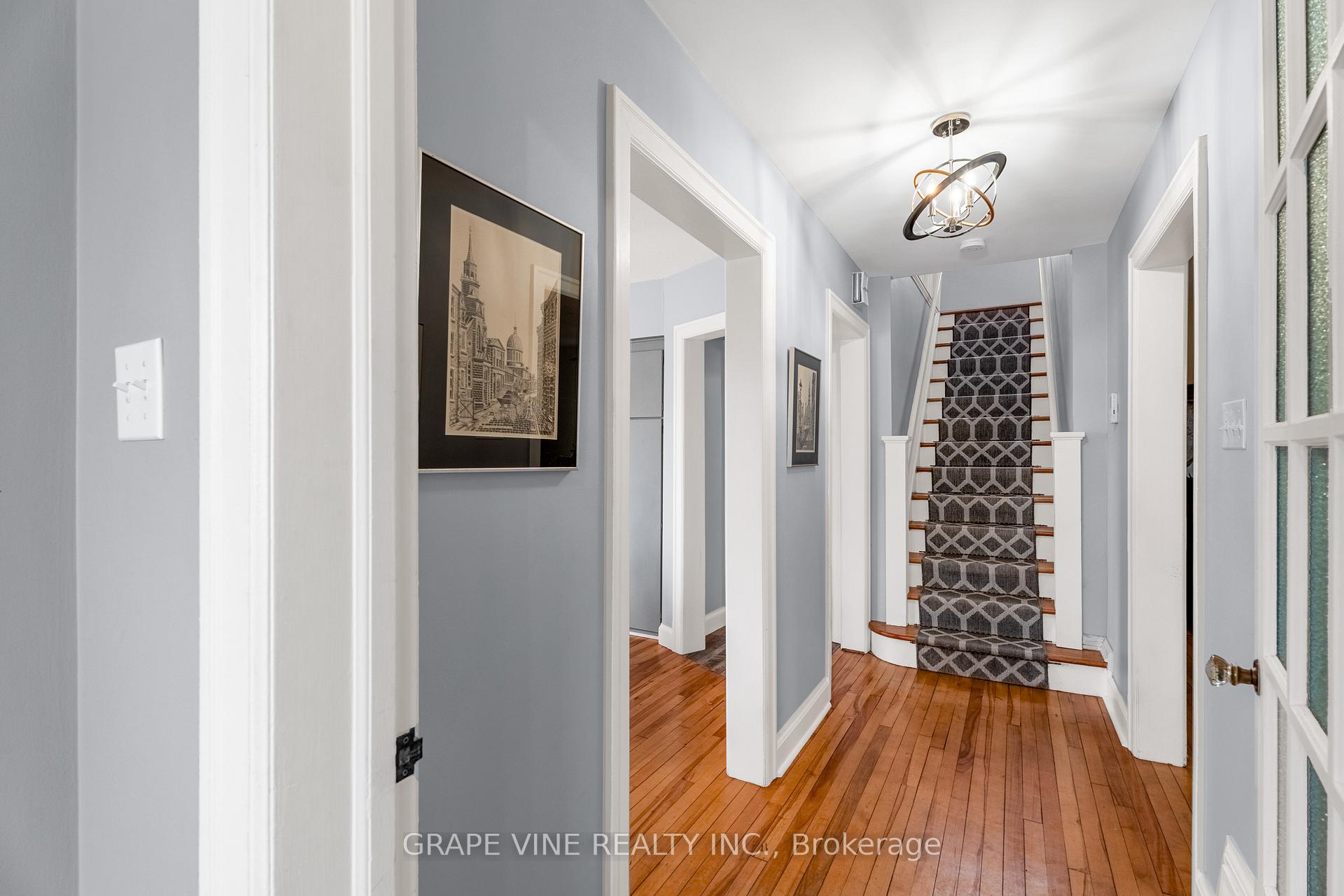 Photo 7 of 369 Pleasant Park Road, Ottawa, Alta Vista/Faircrest Heights — HOMEH