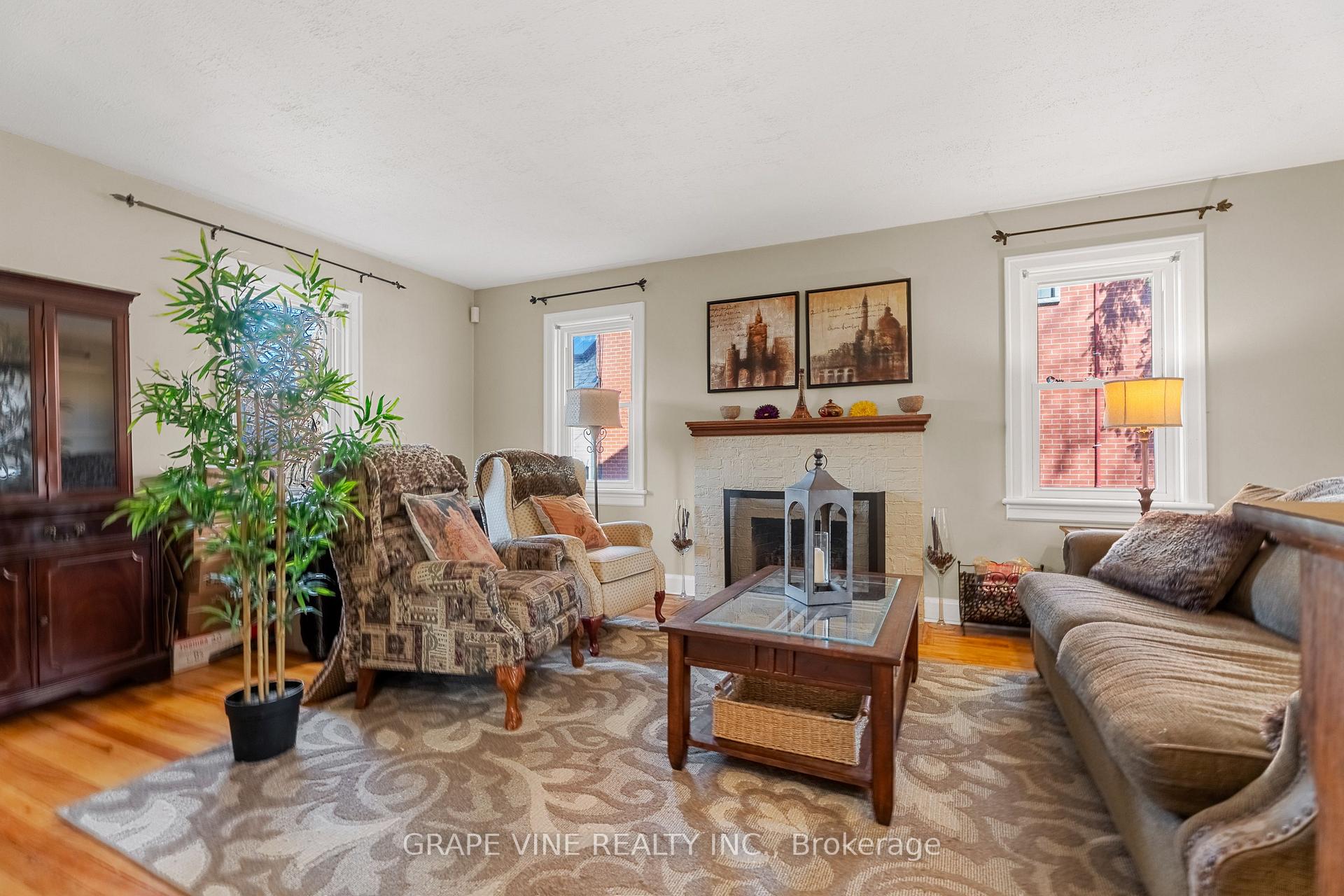 Photo 16 of 369 Pleasant Park Road, Ottawa, Alta Vista/Faircrest Heights — HOMEH