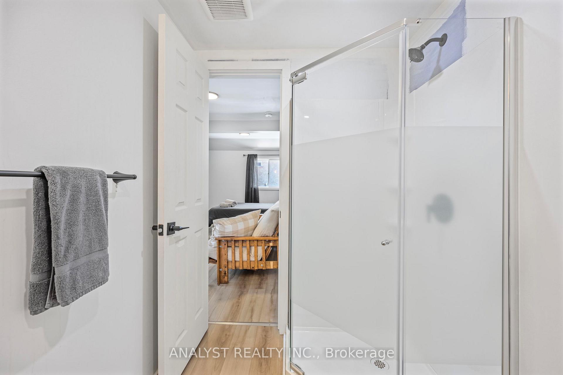 Photo 29 of 28 River Avenue Crescent, Wasaga Beach — HOMEH