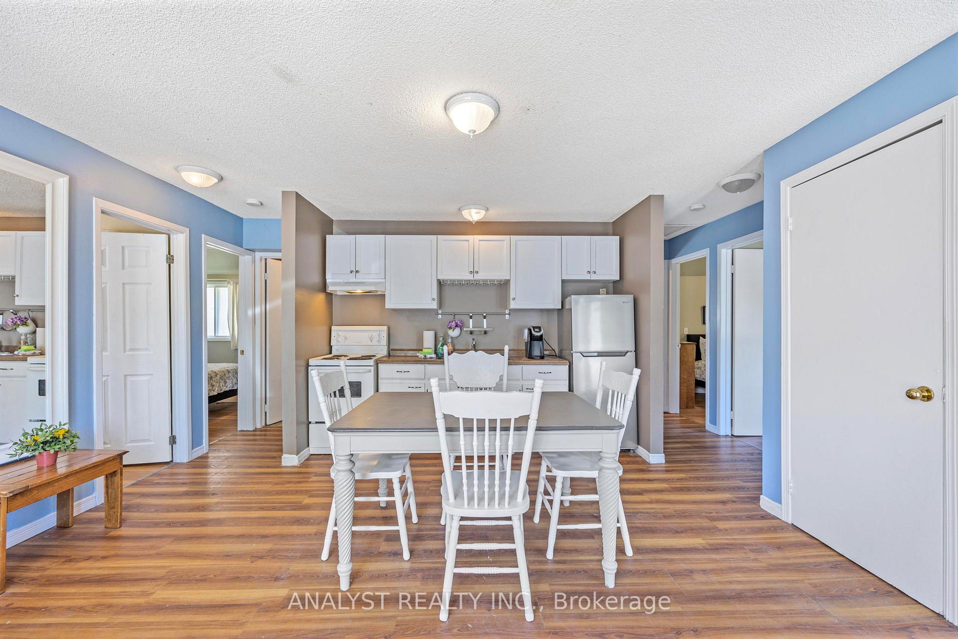 Photo 43 of 28 River Avenue Crescent, Wasaga Beach — HOMEH