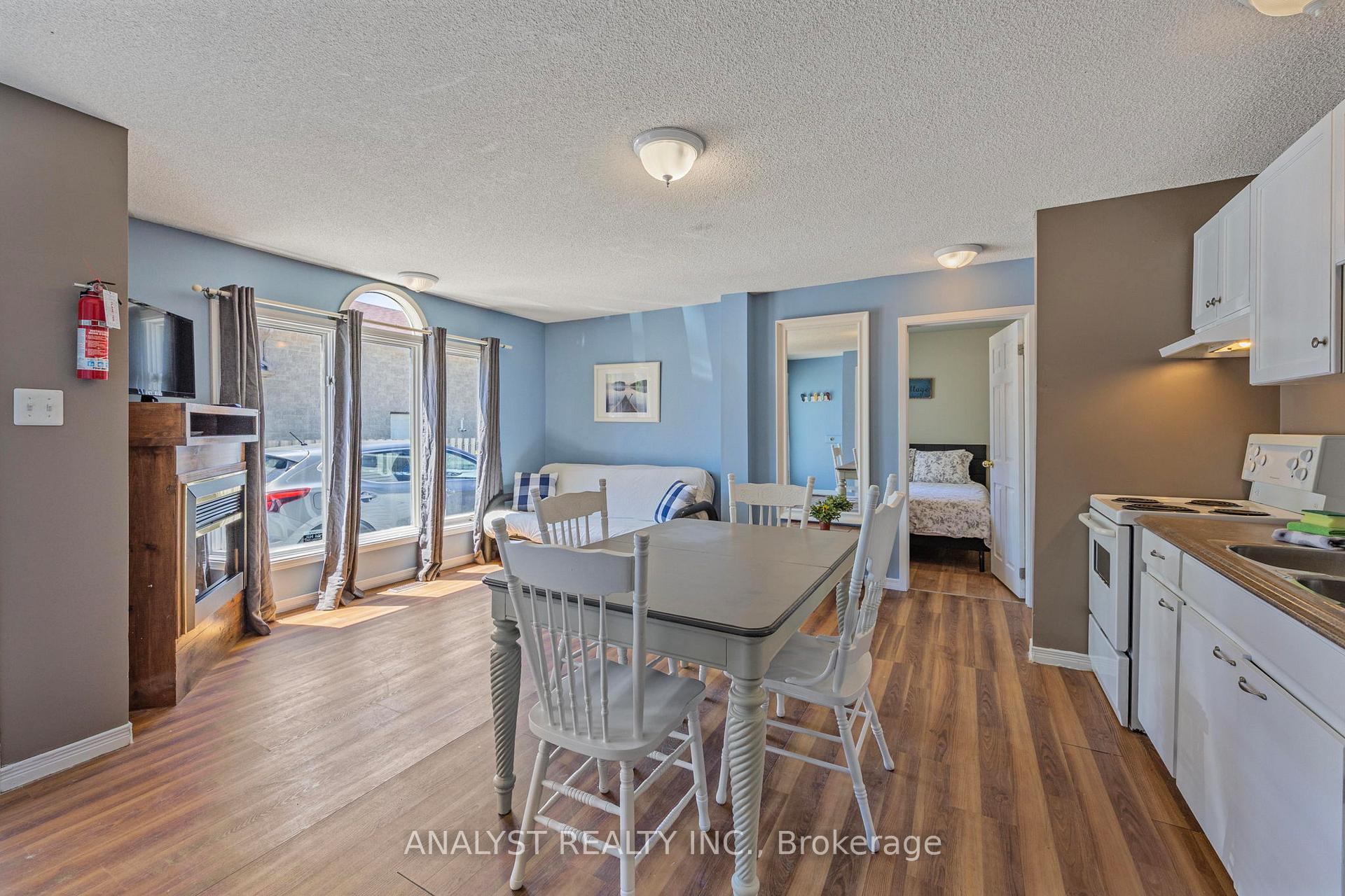 Photo 44 of 28 River Avenue Crescent, Wasaga Beach — HOMEH