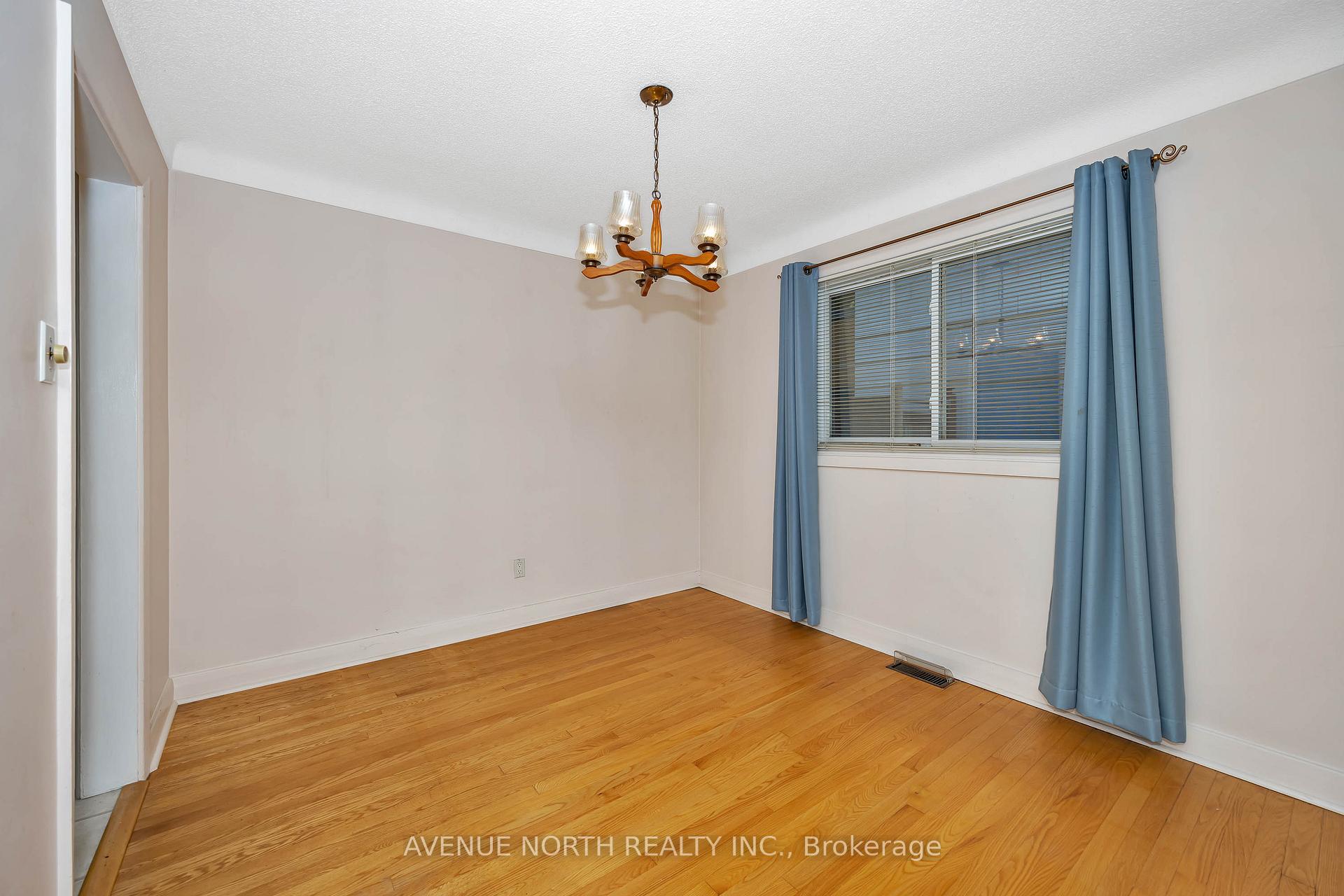 Photo 7 of 213 Ancaster Avenue, Ottawa, Woodroffe — HOMEH