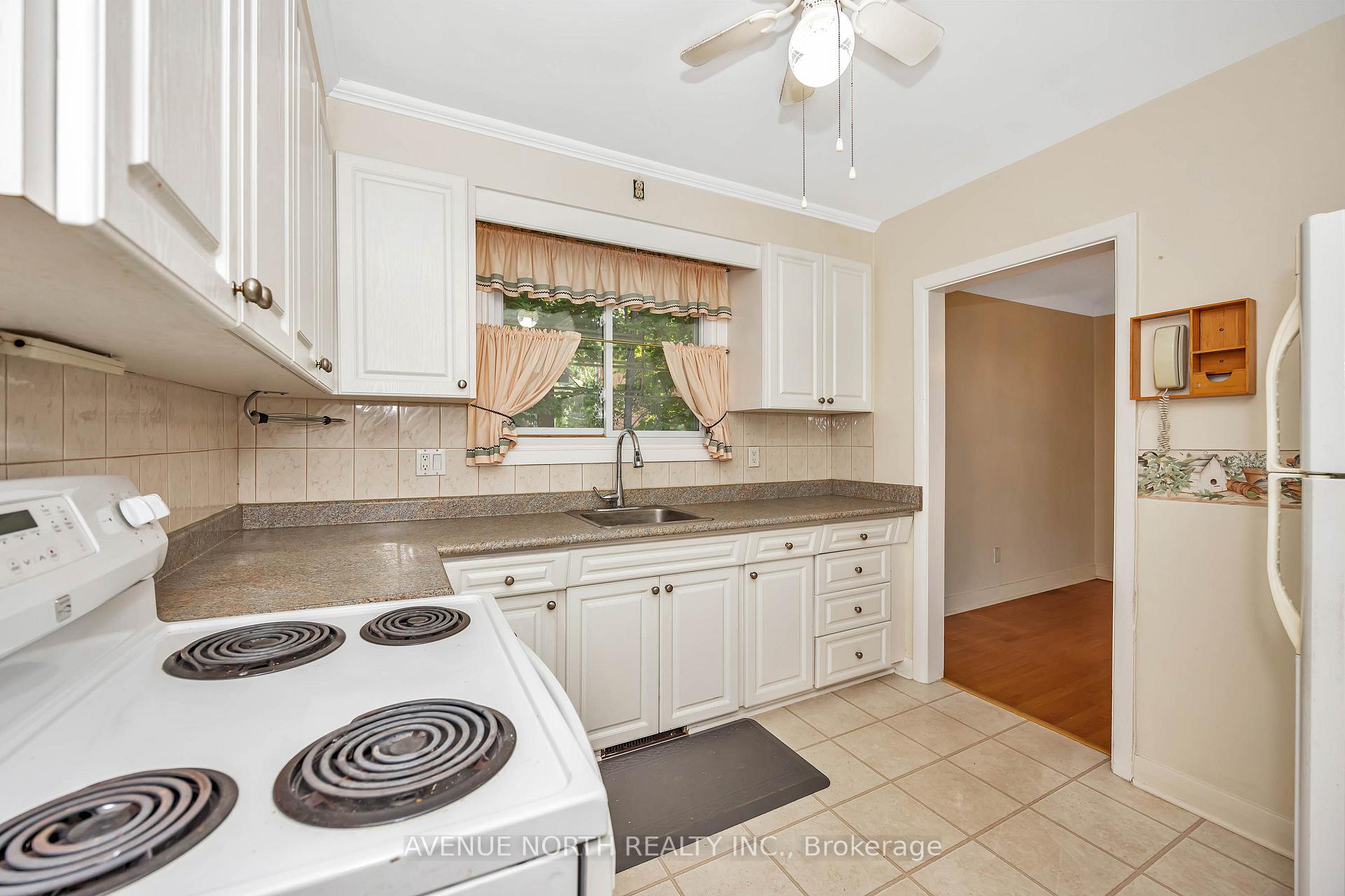 Photo 8 of 213 Ancaster Avenue, Ottawa, Woodroffe — HOMEH