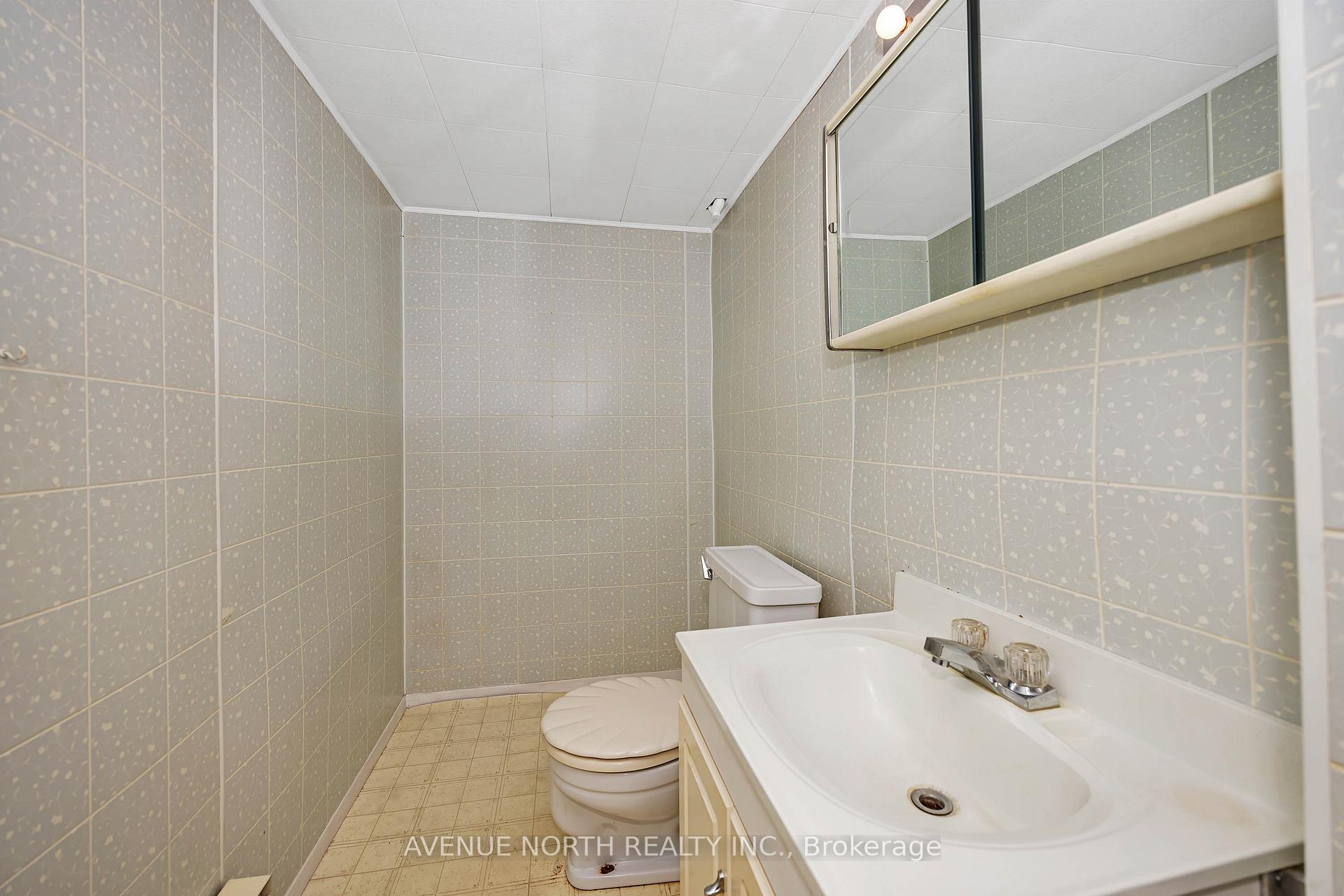 Photo 21 of 213 Ancaster Avenue, Ottawa, Woodroffe — HOMEH