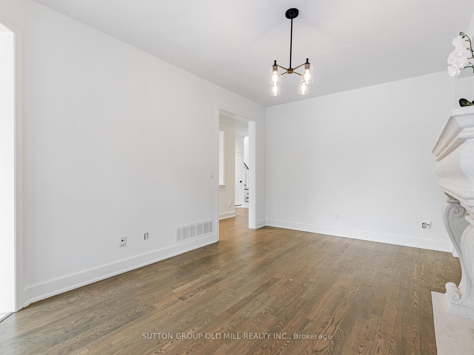 Photo 12 of Unit UPPER, 438 Peter Rupert Avenue, Vaughan, Patterson — HOMEH
