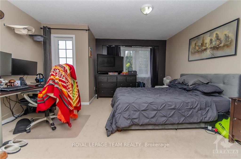 Photo 18 of 466 Seyton Drive, Ottawa, Westcliffe Estates — HOMEH