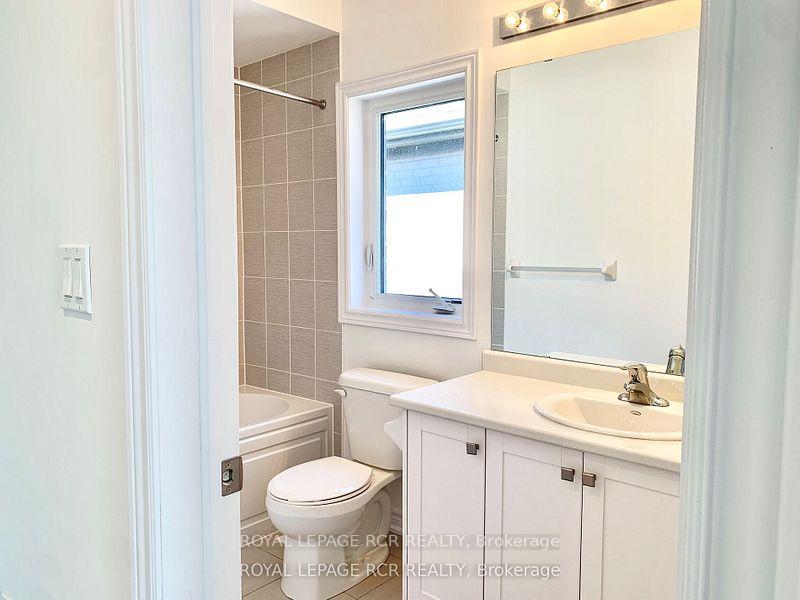 Photo 21 of 32 Dockside Way, Whitby, Port Whitby — HOMEH